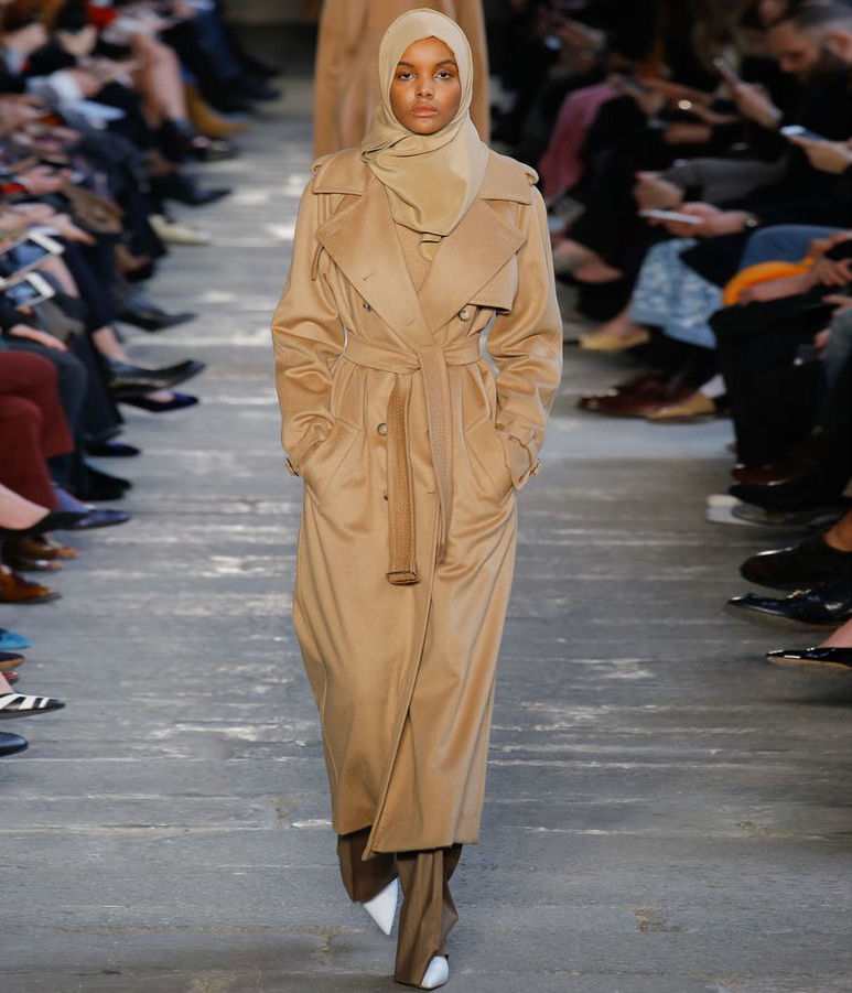 Модные персоны 2017 года: самые красивые наряды и запоминающиеся образы Модные персоны 2017 года: самые красивые наряды и запоминающиеся образы