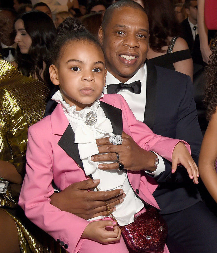 Модные персоны 2017 года: самые красивые наряды и запоминающиеся образы Модные персоны 2017 года: самые красивые наряды и запоминающиеся образы