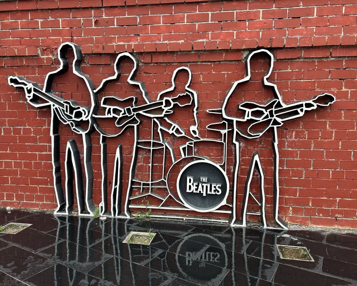 Памятник группе The Beatles