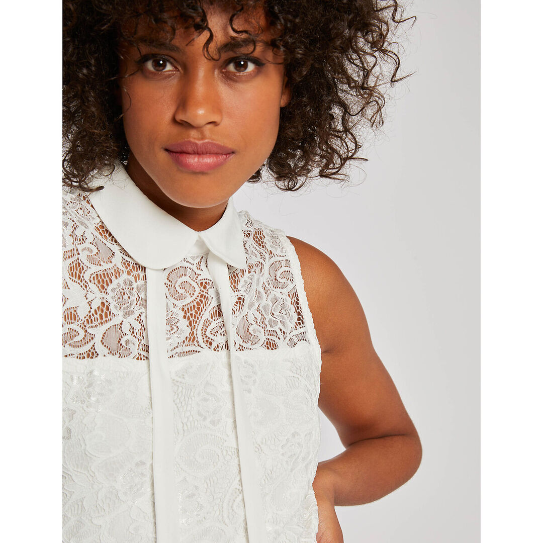 Блузка Без рукавов из кружева на подкладке XL белый