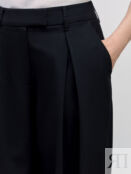 Широкие брюки с защипами и поясом Zarina