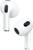 Беспроводные наушники Apple AirPods (3‑го поколения) с зарядкой Lightning, MPNY3 фото 4