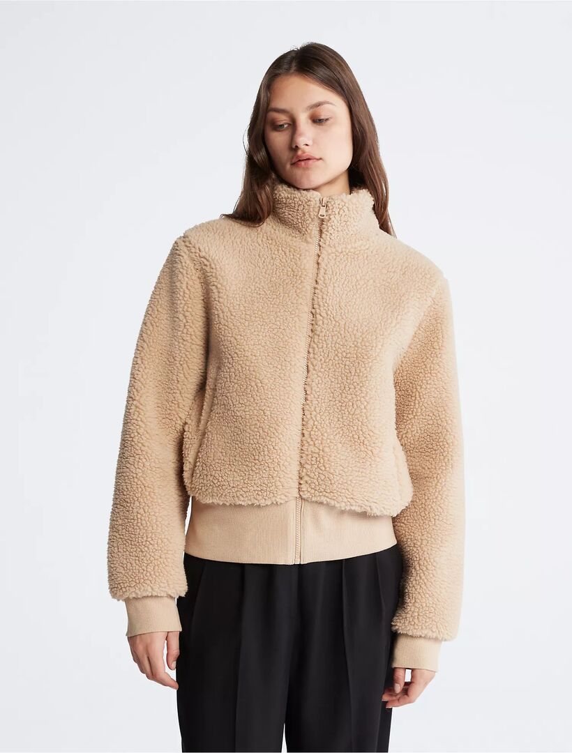 Куртка Calvin Klein Sherpa Mock Neck, светло-коричневый CWC97268 | Camel фото 1