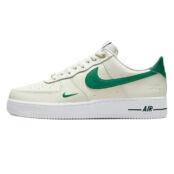 Кросcовки Nike Air Force 1 '07 LV8, бежевый/зеленый DQ7658 101 | Cream фото 1