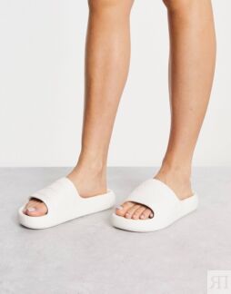 Белые шлепанцы adidas Originals Adilette Ayoon